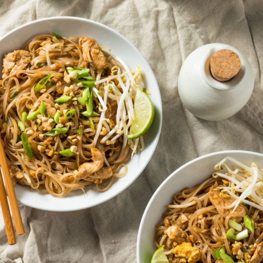 Easy Homemade Pad Thai Authentic Pad Thai Recipe Pad Thai